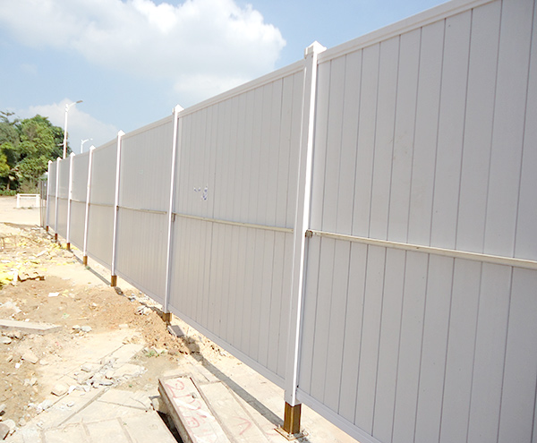 PVC活動(dòng)圍擋的設(shè)置標(biāo)準(zhǔn)