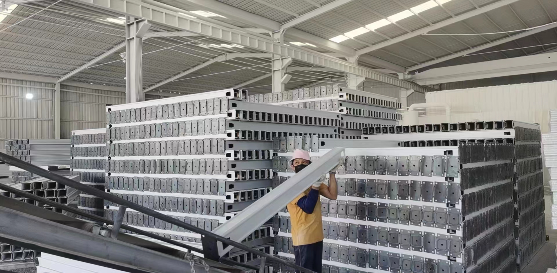 深圳圍擋廠家是如何制定圍擋的價(jià)格？必看