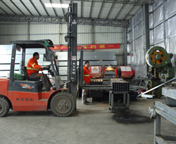 施工圍擋行業(yè)需要在市場競爭中不斷創(chuàng)新和優(yōu)化